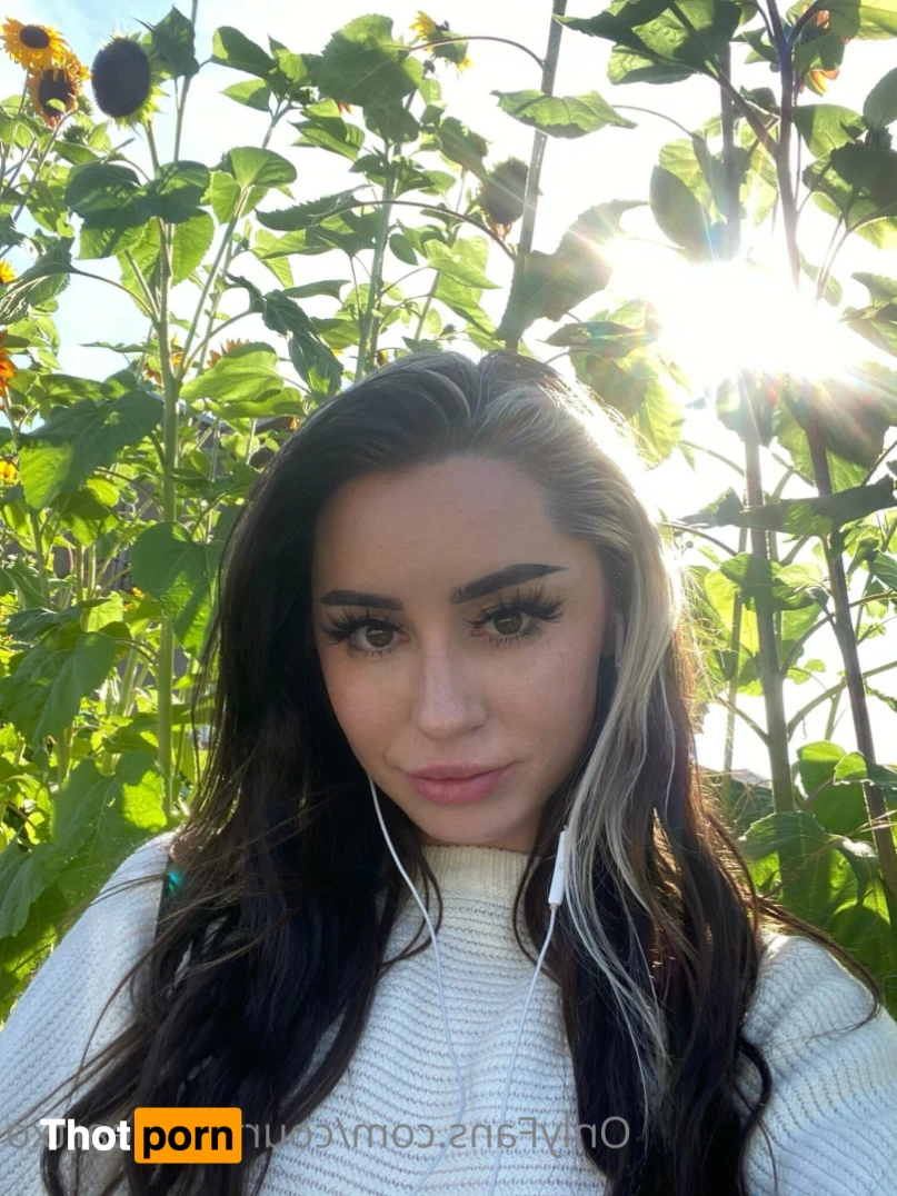 Courtney 💕 16473189