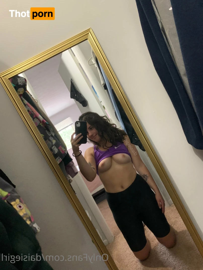 daisie 16364198