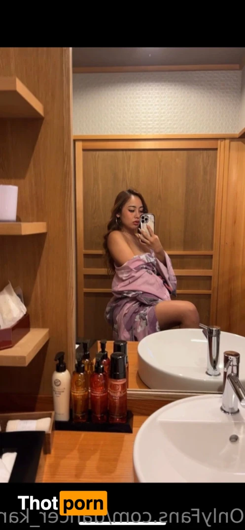 Karen Kimijima (君島かれん) 15181760