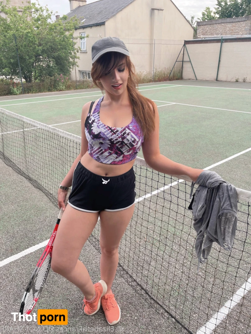 Elizabeth 🌹 16541831