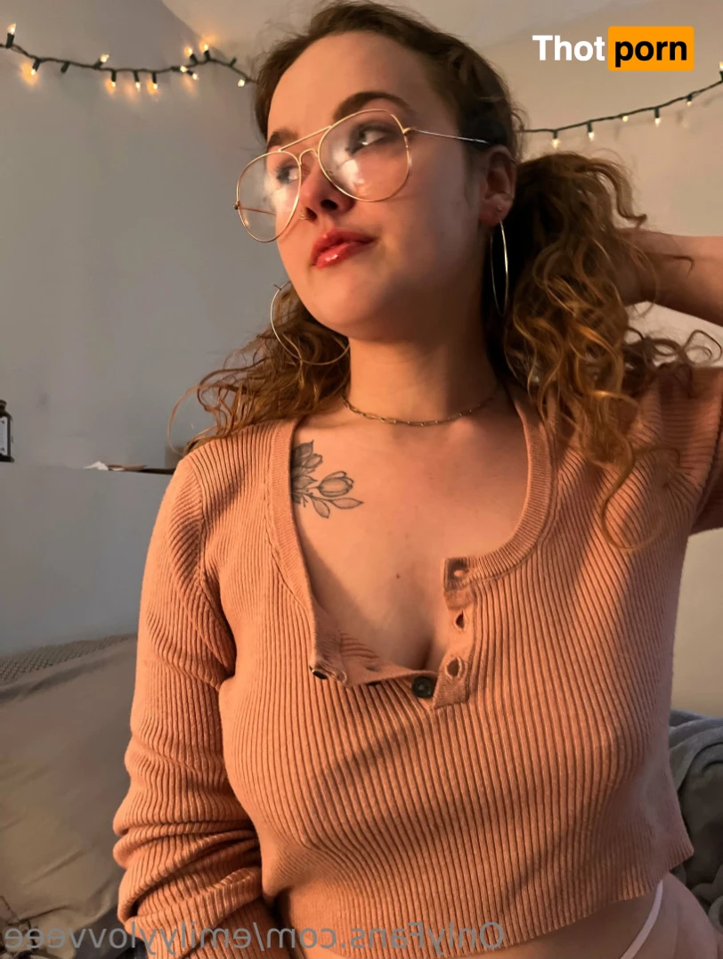 emily lovee💋 11027584