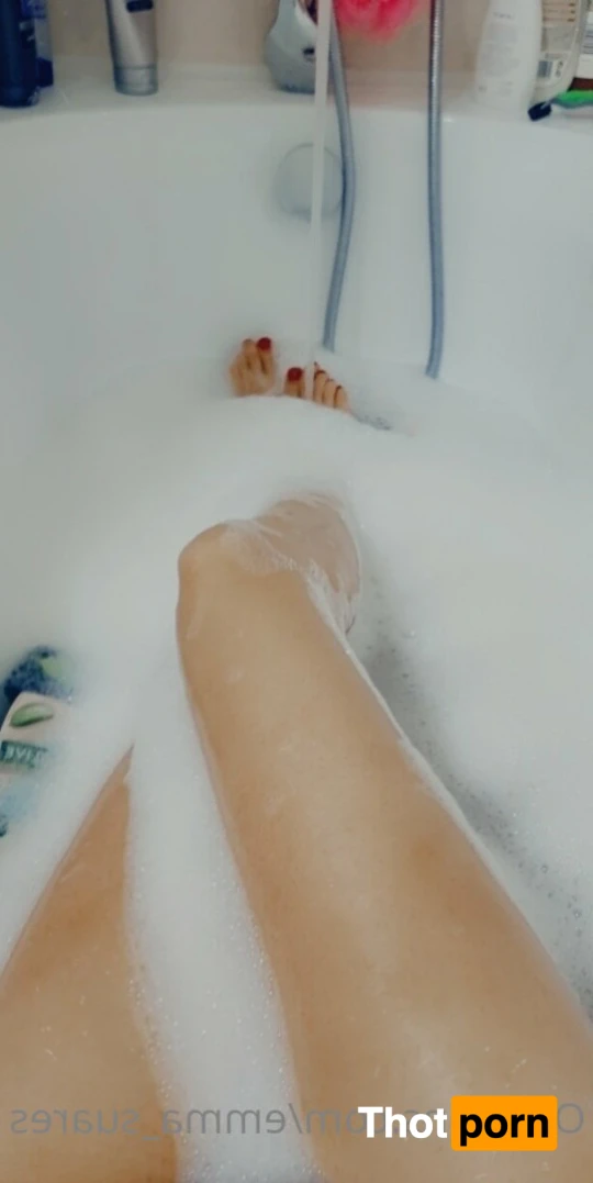 Emma Suares 12405498