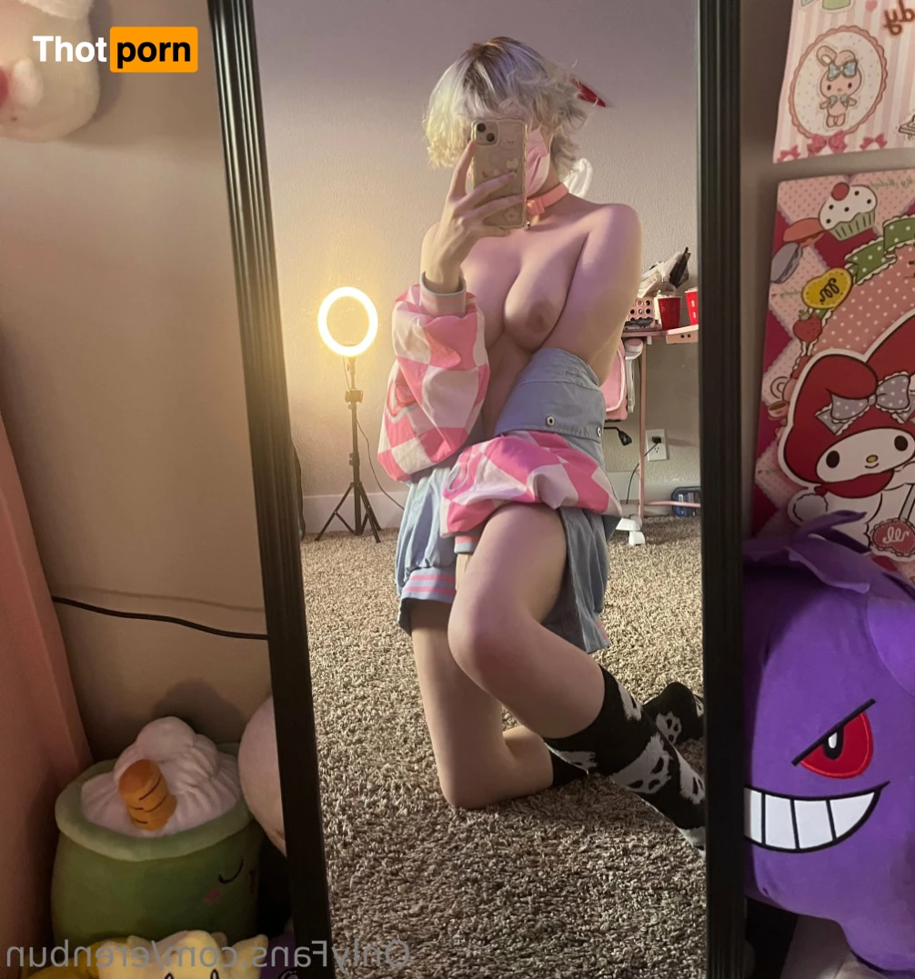 bunnie 🌙 15031538