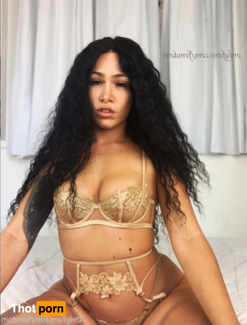 Carmen Domina 14934123