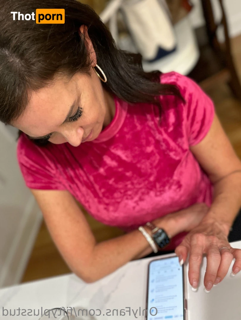 Suzanne's hubby 12105010