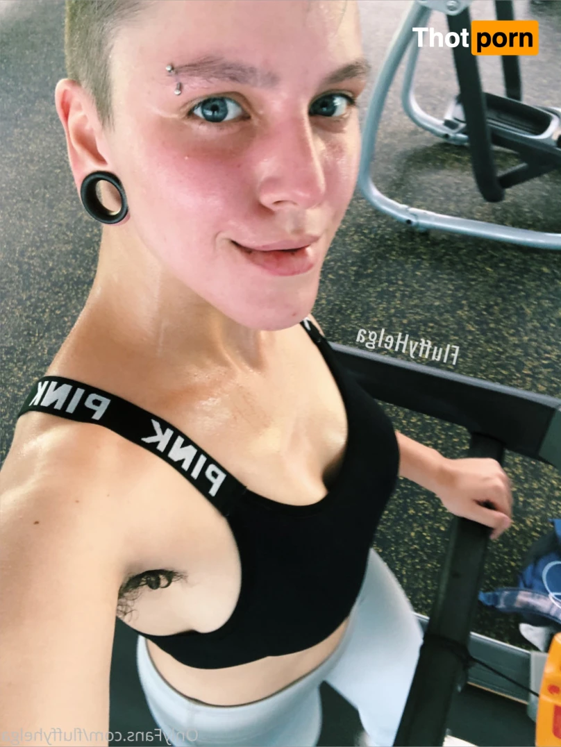 FluffyHelga 16513636