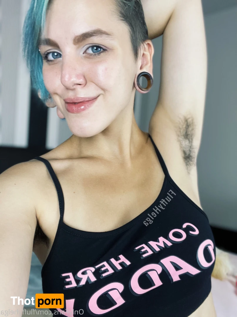 FluffyHelga 16525804