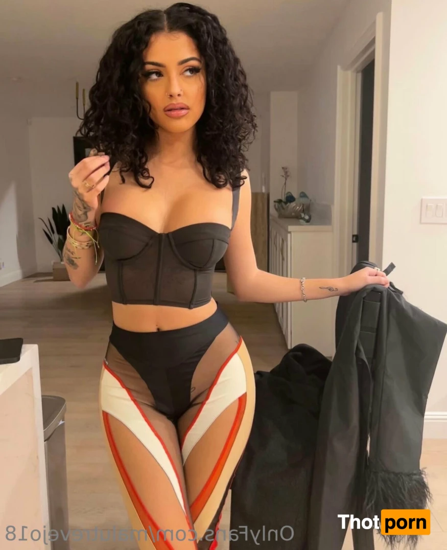 Malu Trevejo 13378274