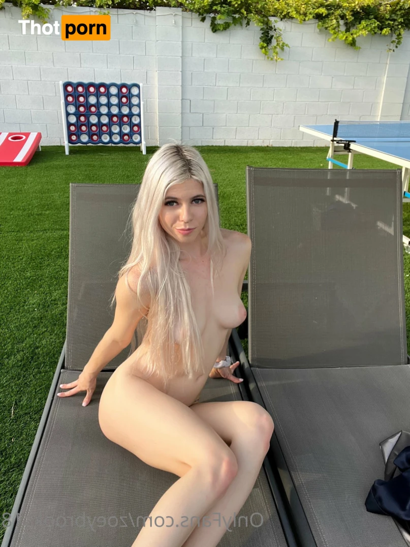 Zoey Brooks🤸🏼‍♀️✨💕 15678384