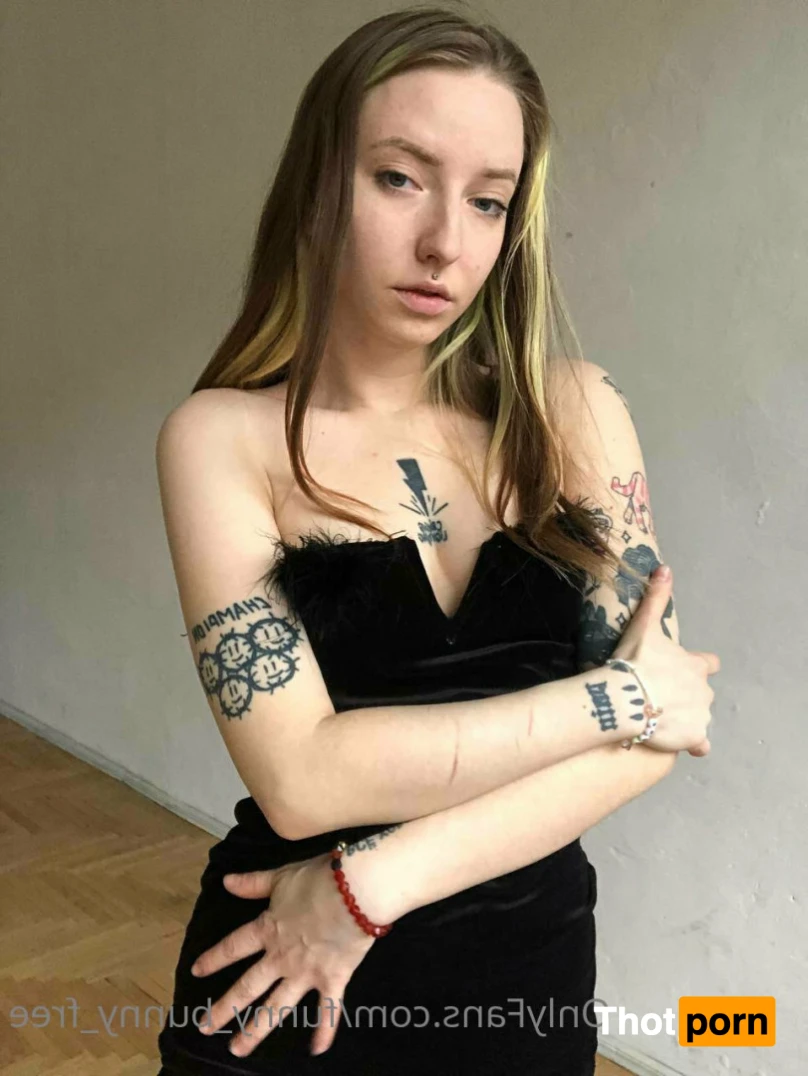 Funny_Bunny 💋🔞 14884334