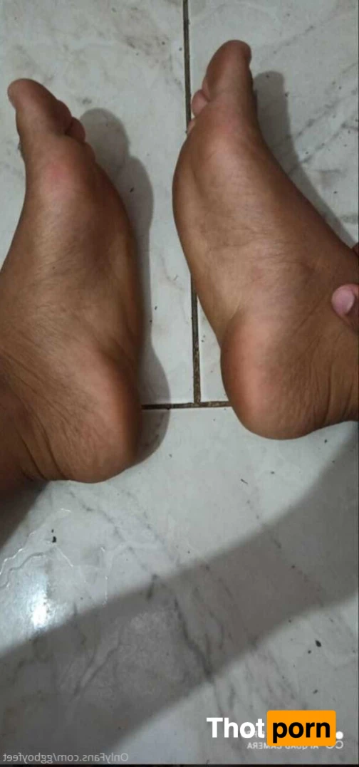 GGBOYFEET 14133405