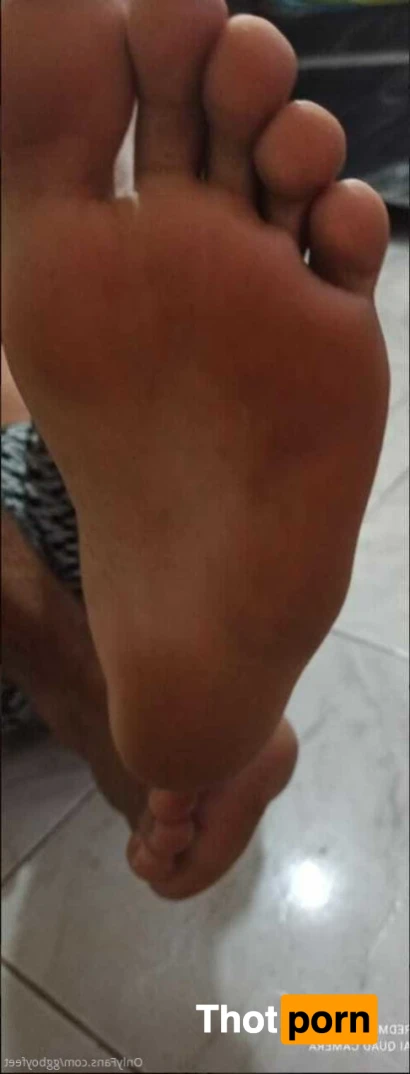 GGBOYFEET 14148304