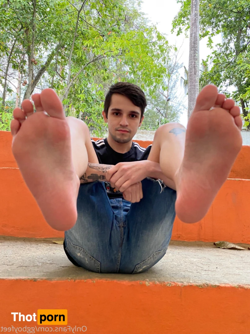 GGBOYFEET 14172925