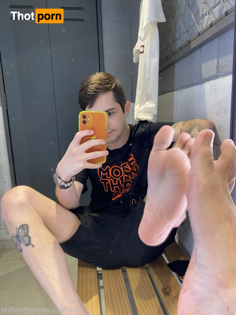 GGBOYFEET 14231026