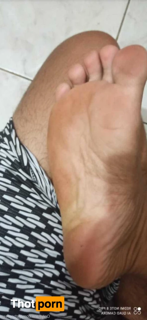 GGBOYFEET 14256916