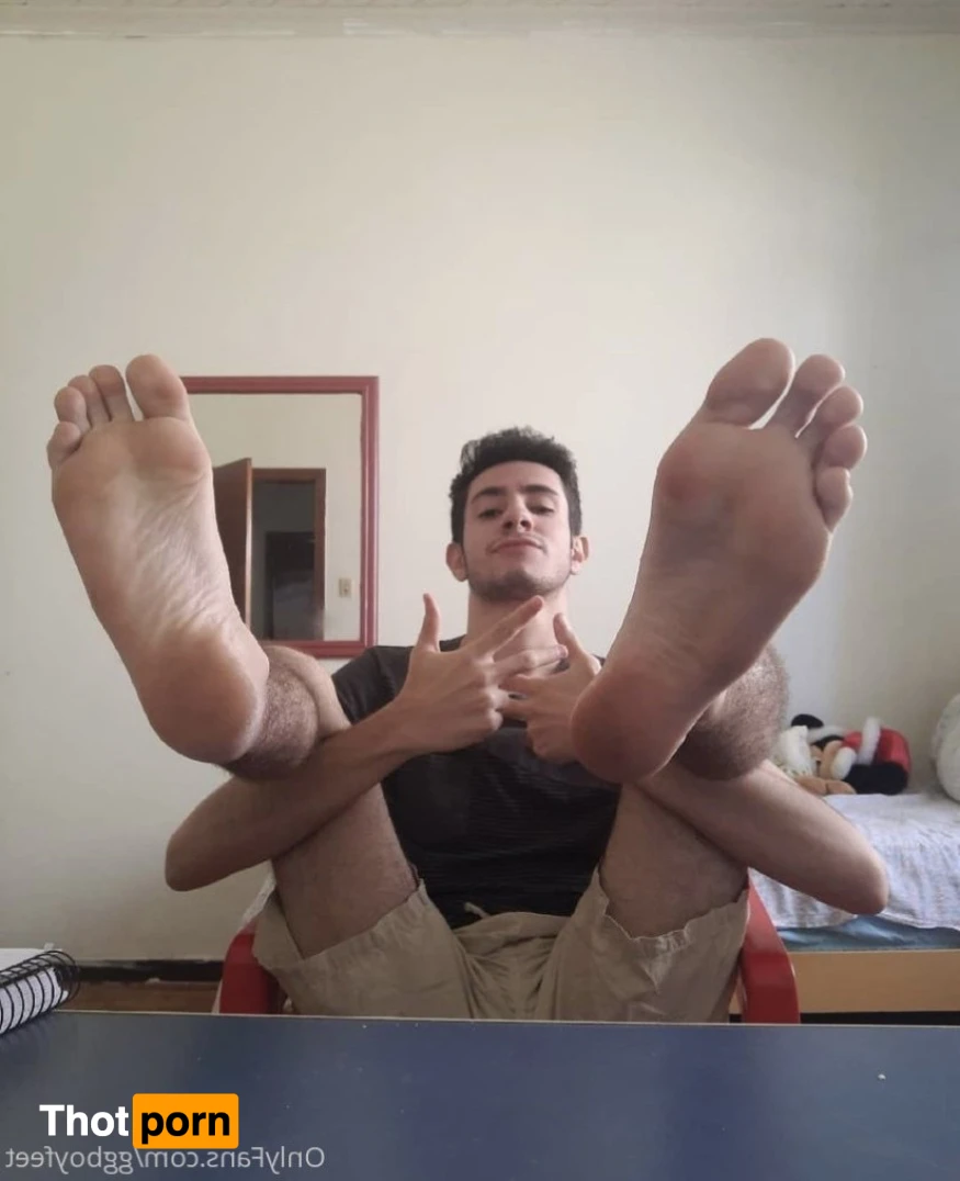 GGBOYFEET 14266344