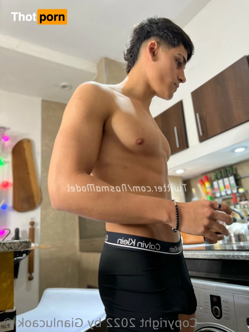 Gianluca [ gianlucaok ] OnlyFans leaked photo 14875628 on Thotporn