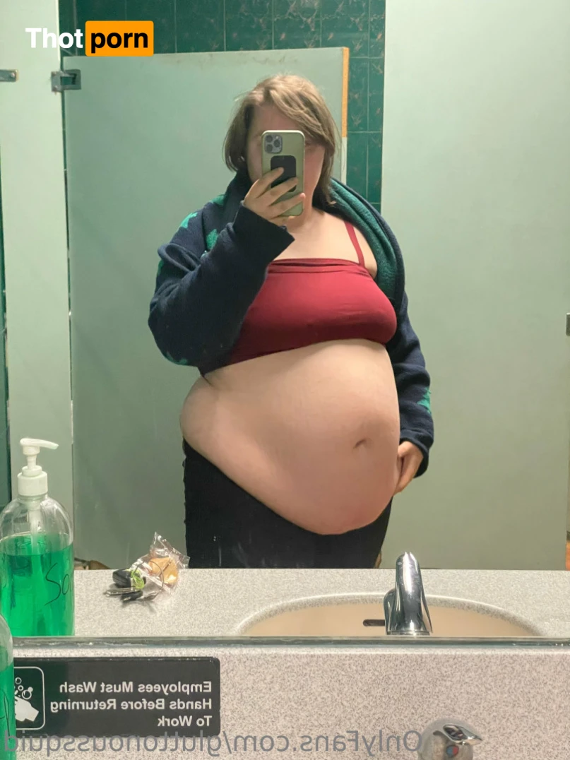 Laura 🍜🍱 11133040