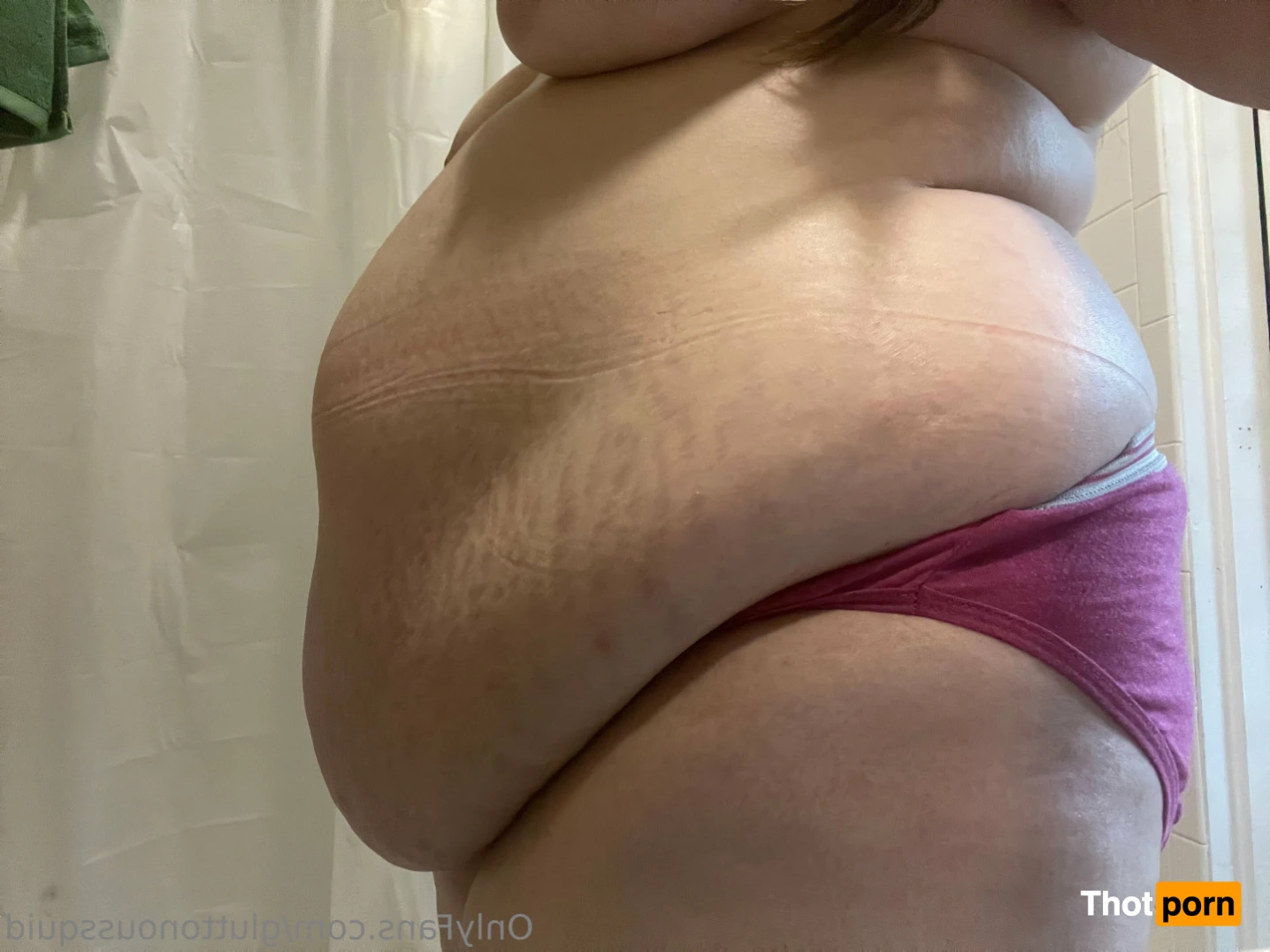 Laura 🍜🍱 11174657