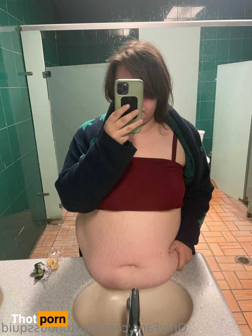 Laura 🍜🍱 14874421