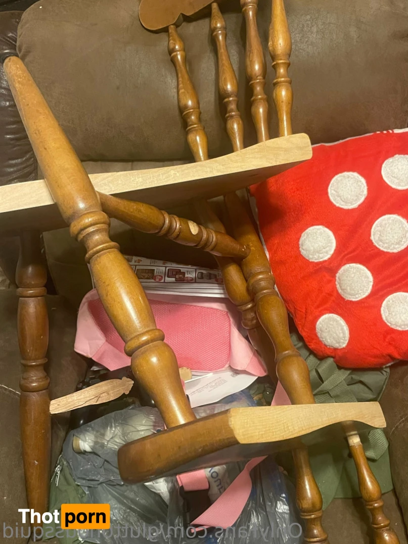 Laura 🍜🍱 16296874