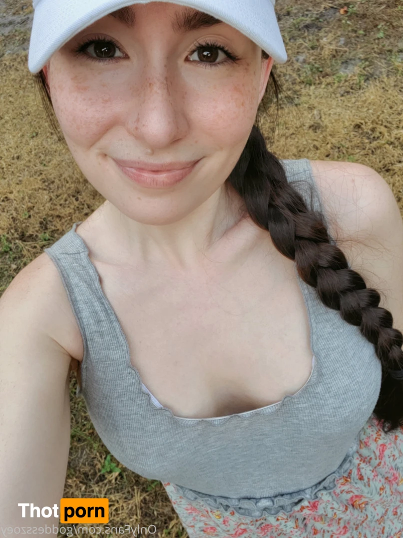 🟢 GoddessZoey 16533947