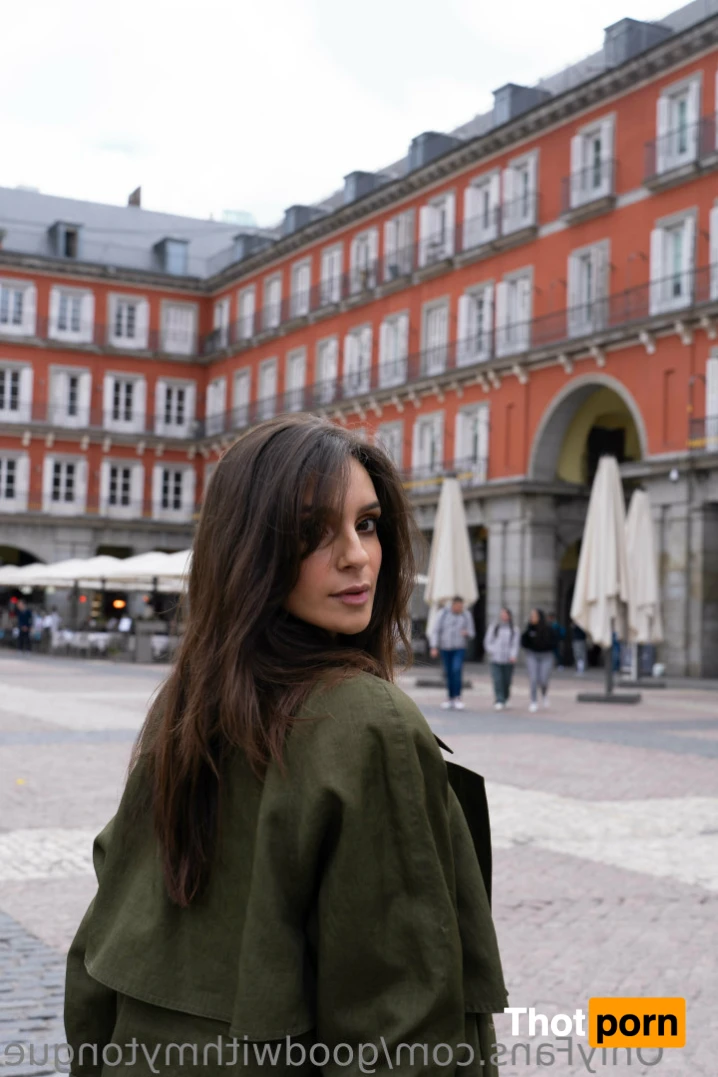 Elena Language 14838626