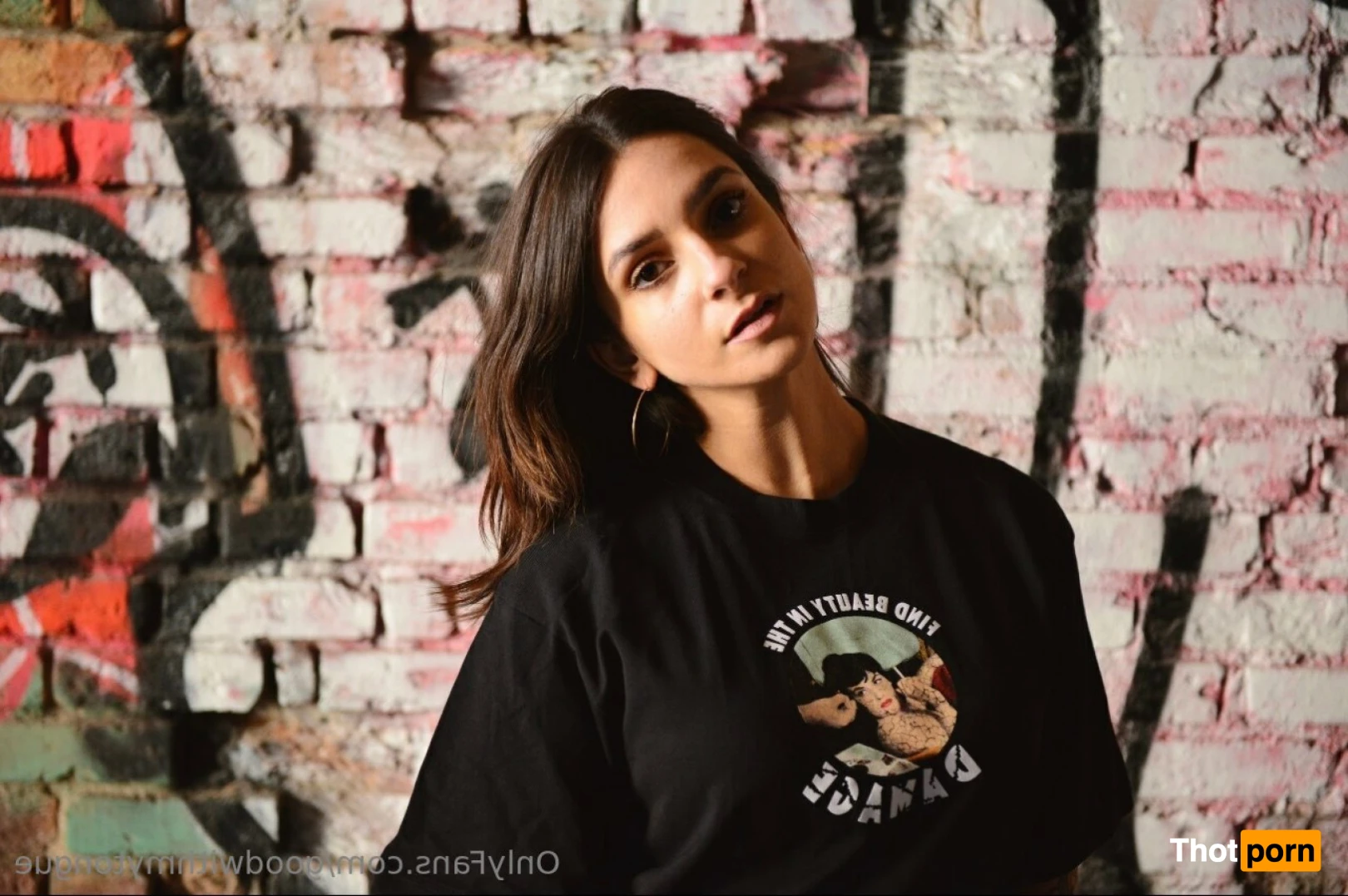 Elena Language 16150267