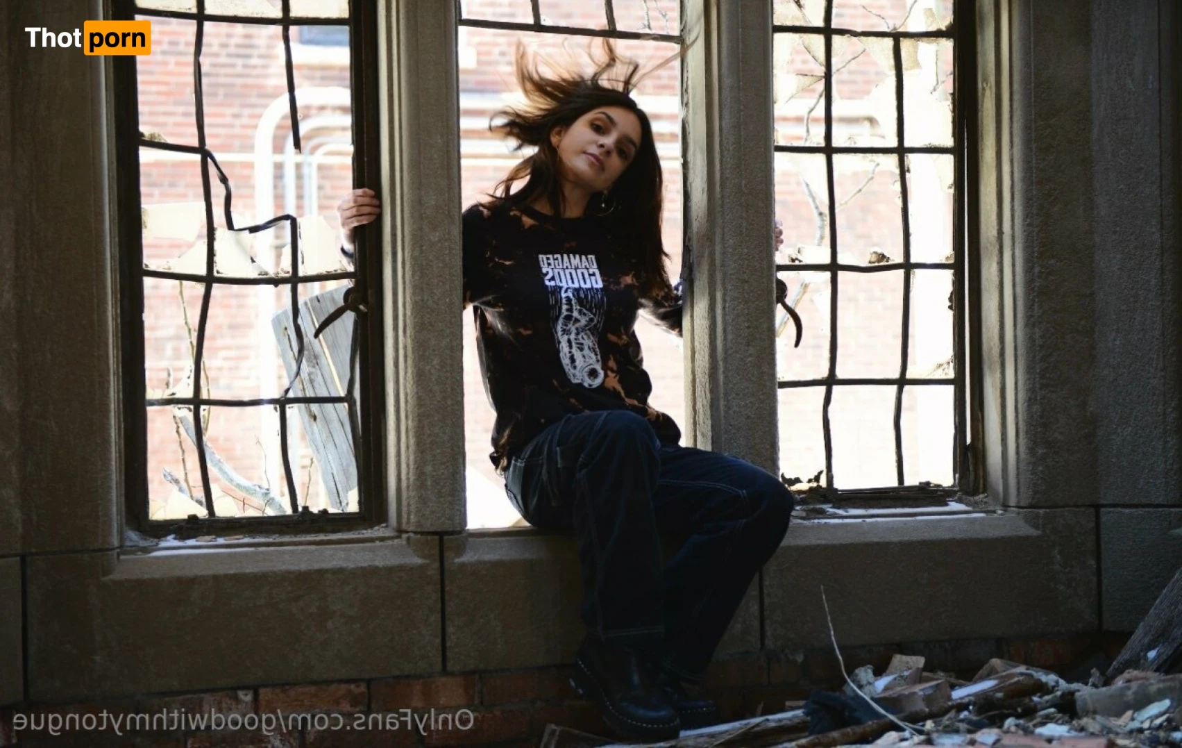 Elena Language 16152072