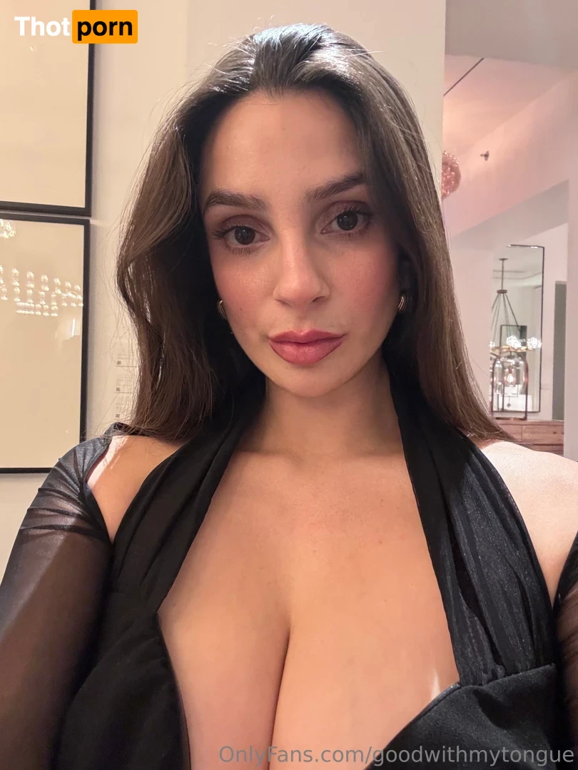 Elena Language 16575924