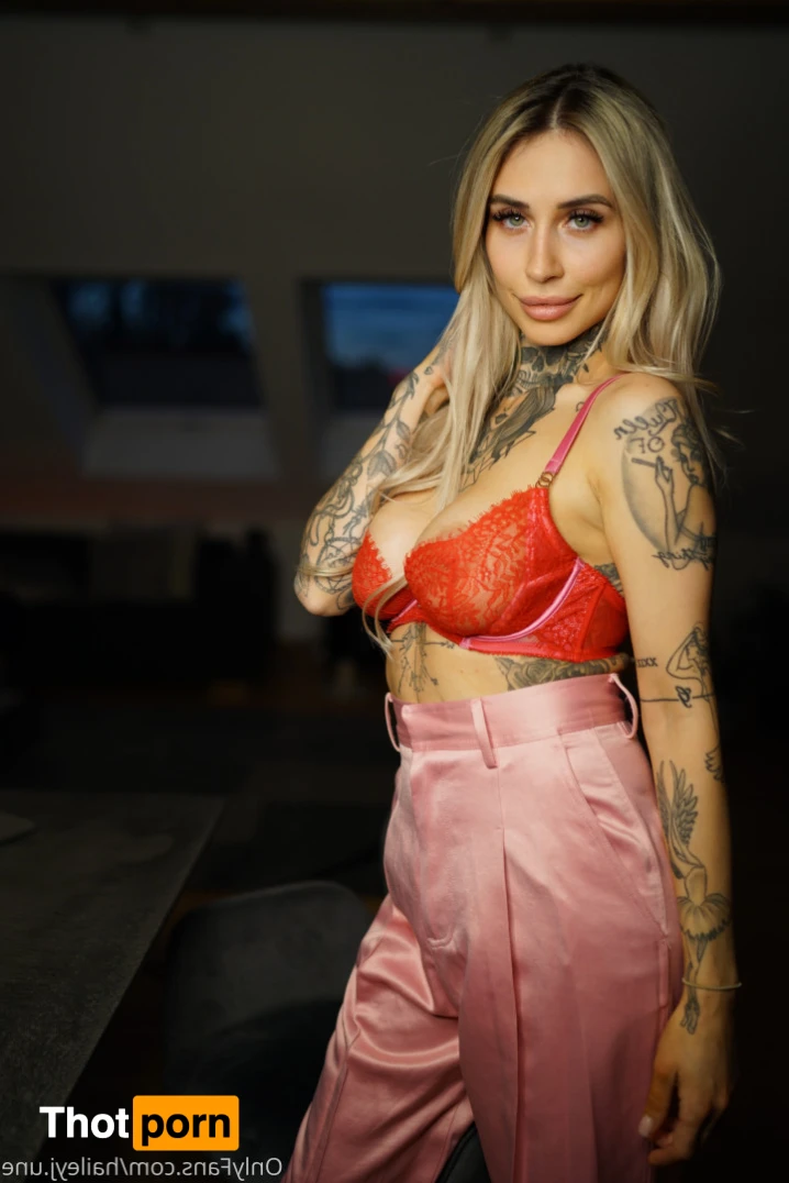 haileyj.une 12540982