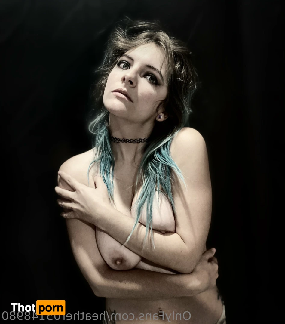 xHeatherBryantx 15405434