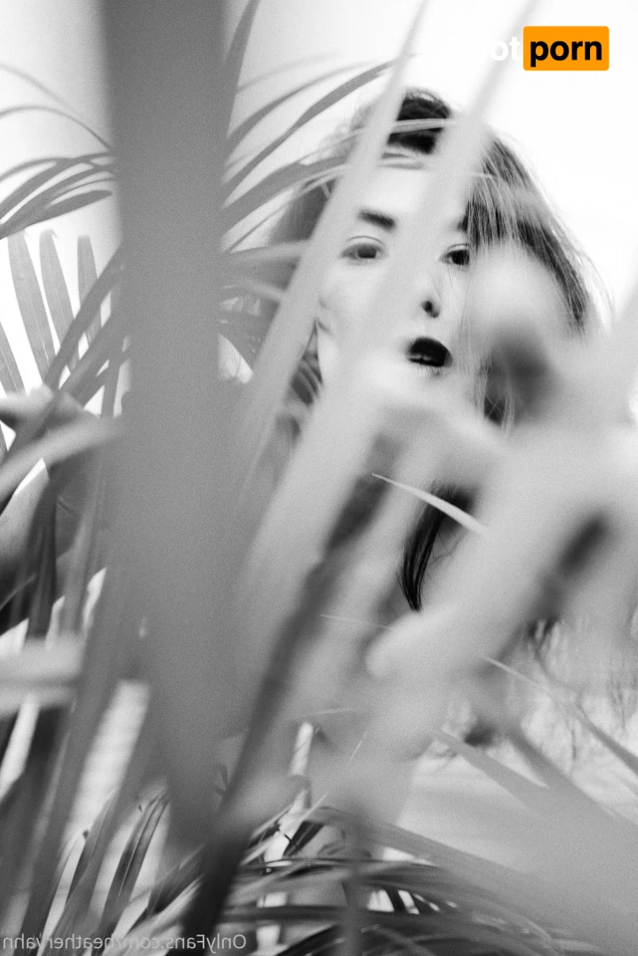 Heather Vahn 16371868