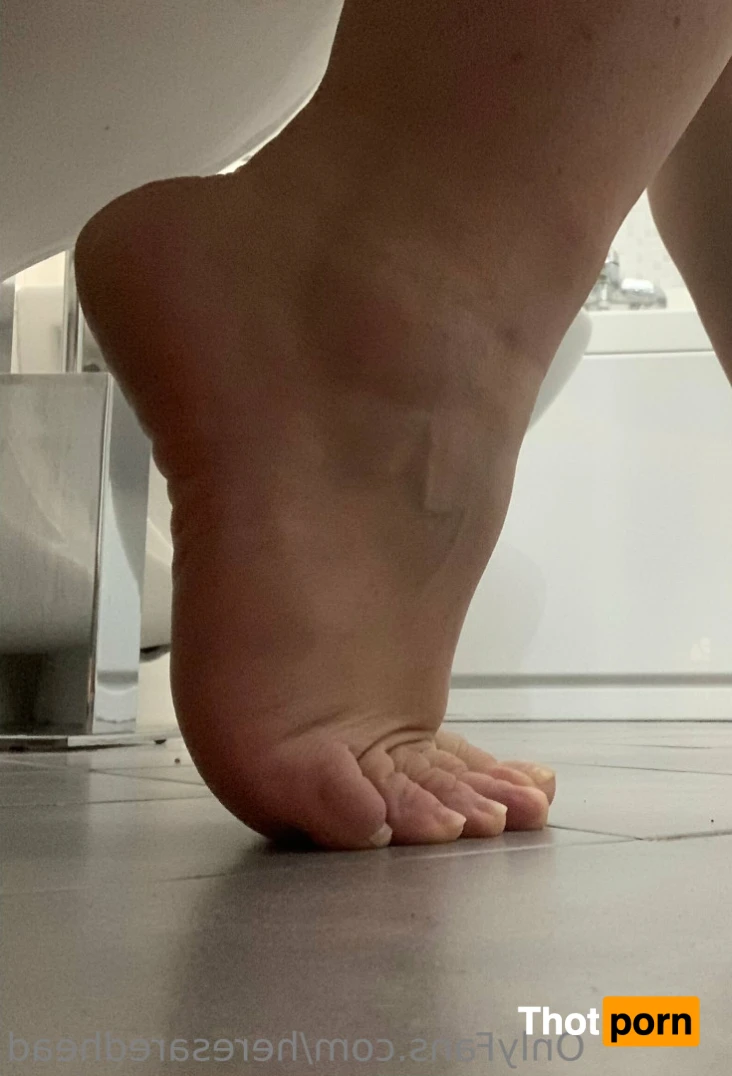 Here’s a redhead for you! 14809177