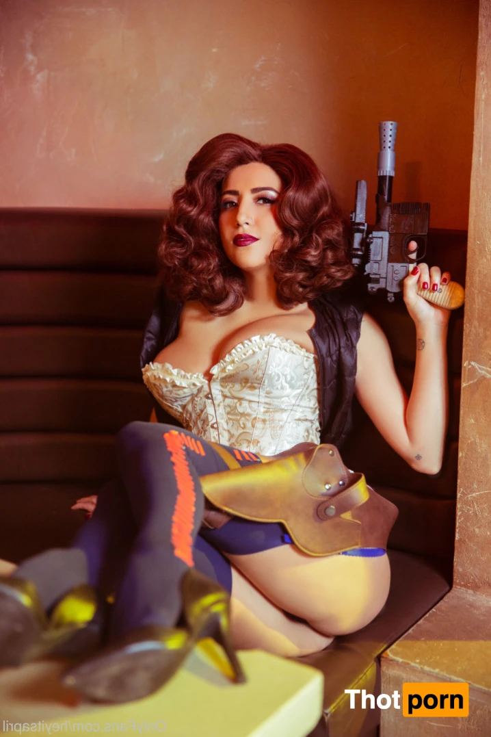 April O’Neil 15652956