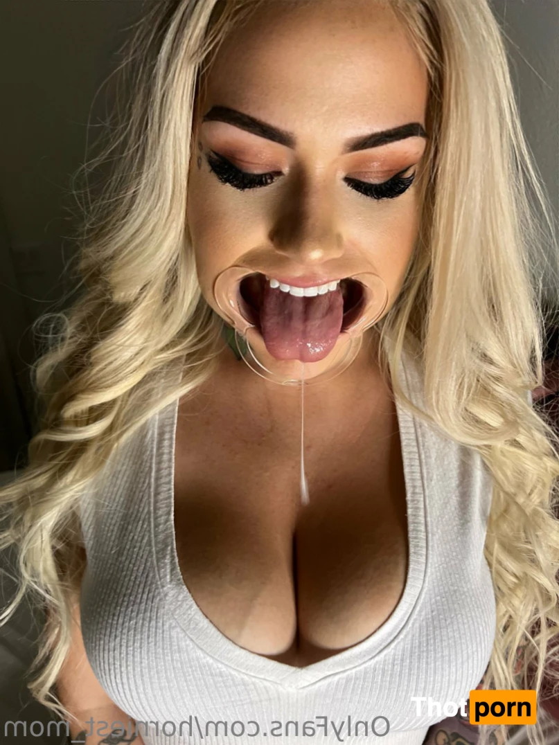 KARMEN’S LIBRARY 📚💦 15451086