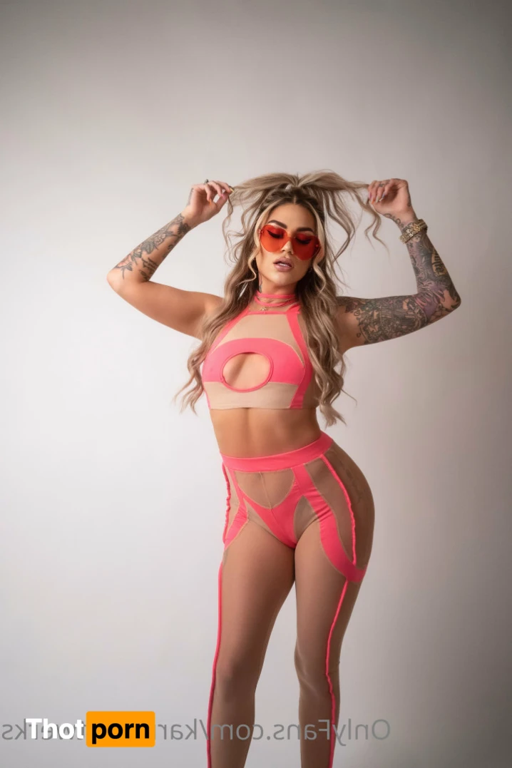 KARMEN’S LIBRARY 📚💦 15524978