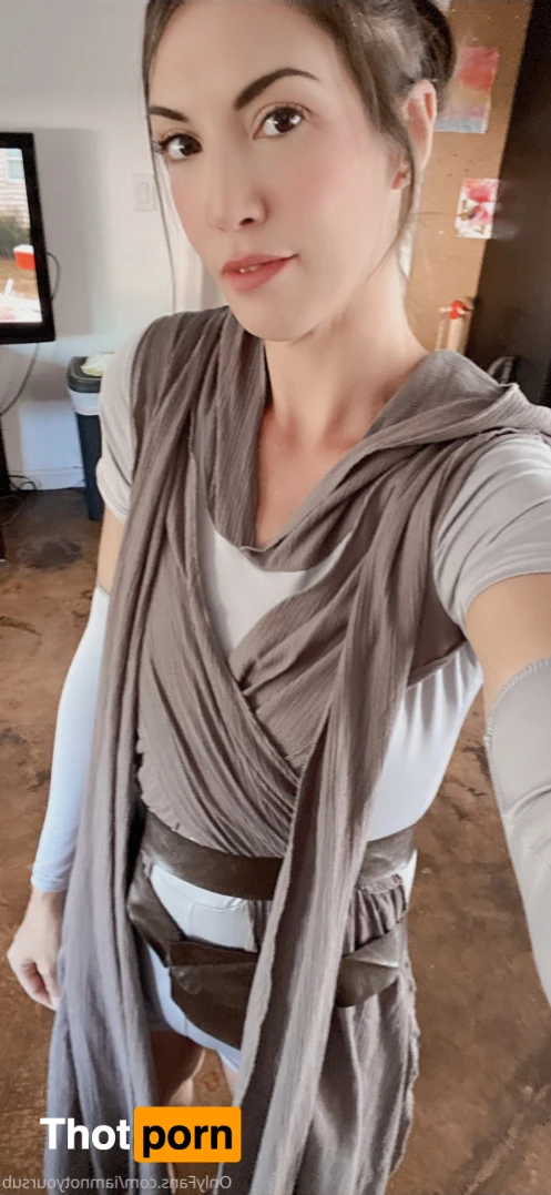 Lara Grace Ryan 16540772