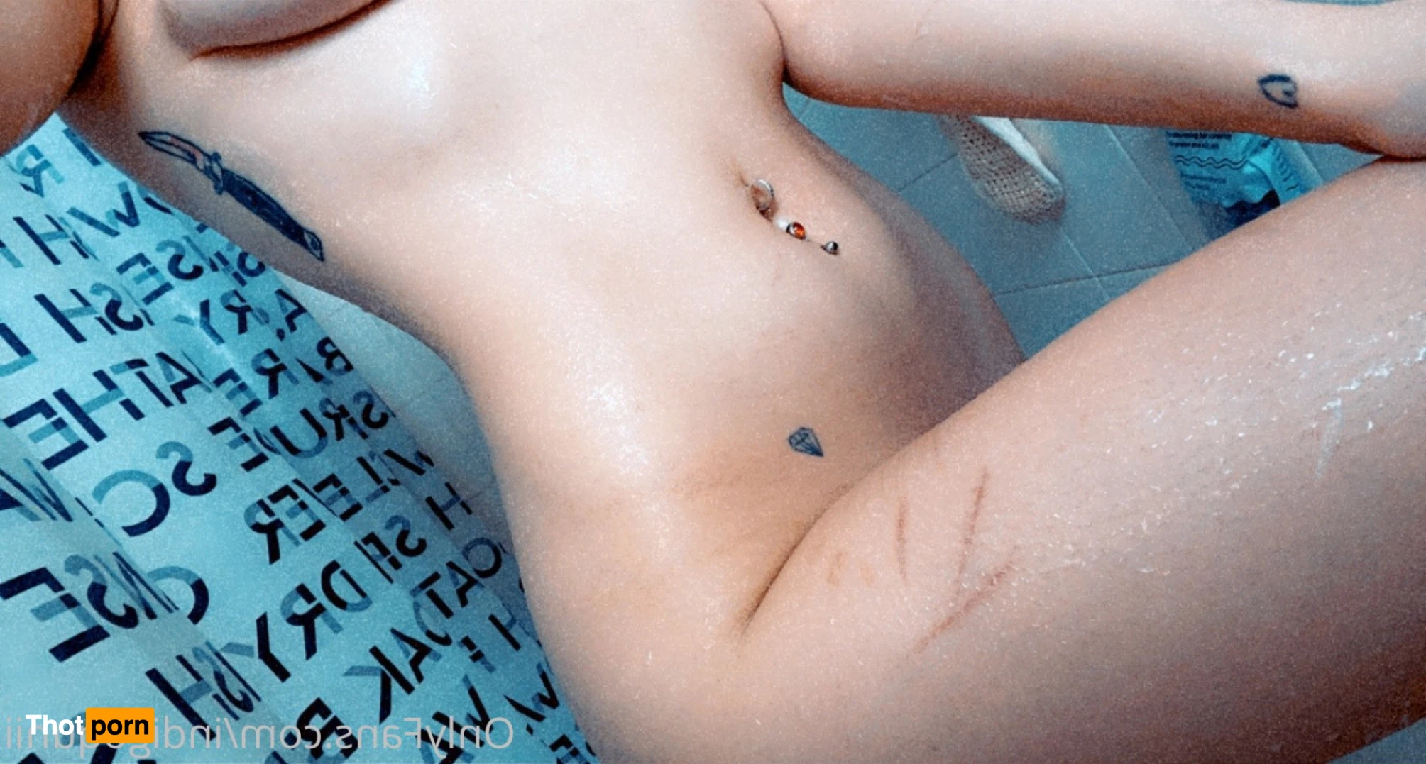 ℑ𝔫𝔡𝔦𝔤𝔬 𝔗𝔞𝔶𝔩𝔬𝔯 15570239