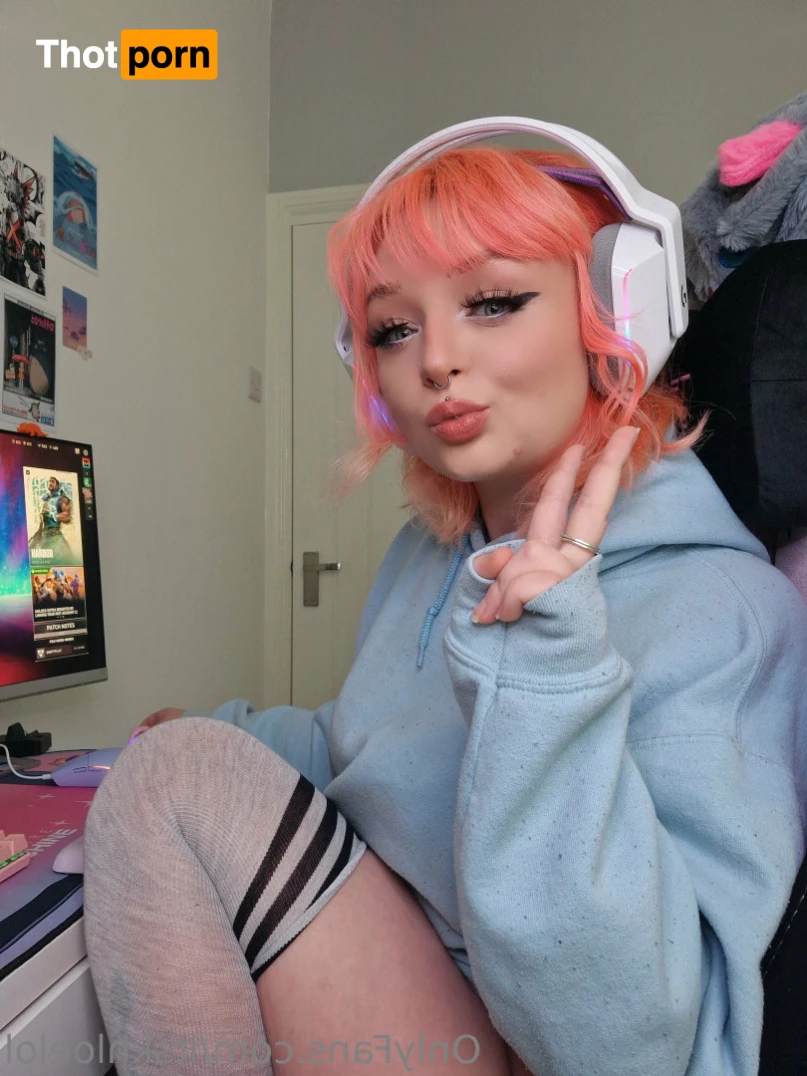 khloe ♡☁️ 14197080