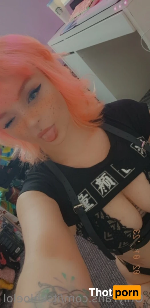 khloe ♡☁️ 14236699