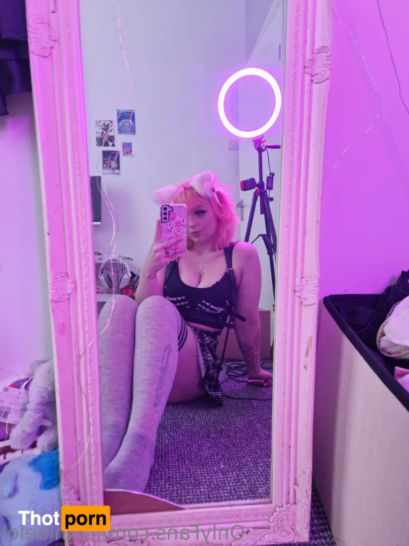 khloe ♡☁️ 14257739