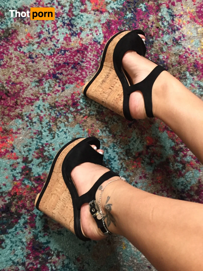 Jamie Valentine 15140898