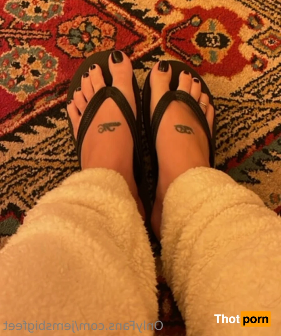 Jem’s feet 14635562