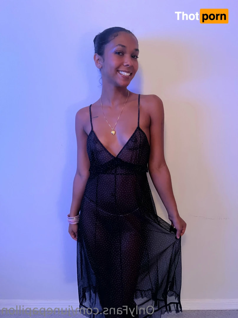 JunePapillon 14473556