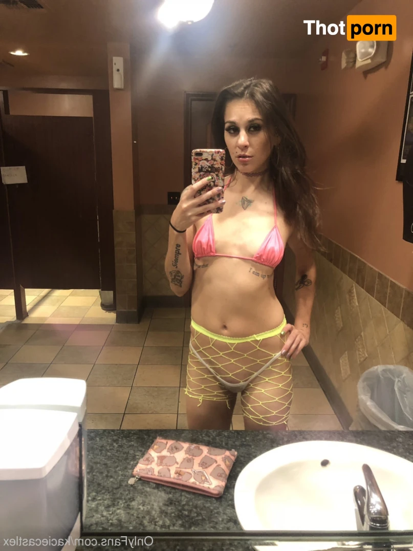 kaciecastlex 14945417