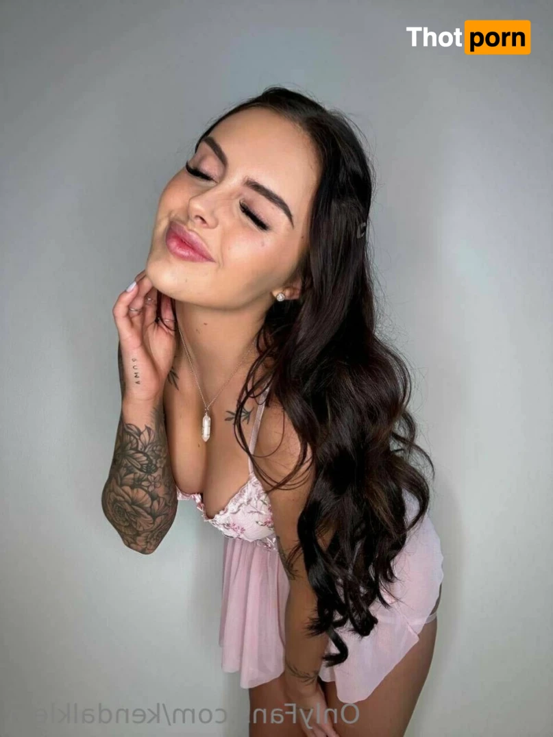 Kendal Klein 💋 14389985