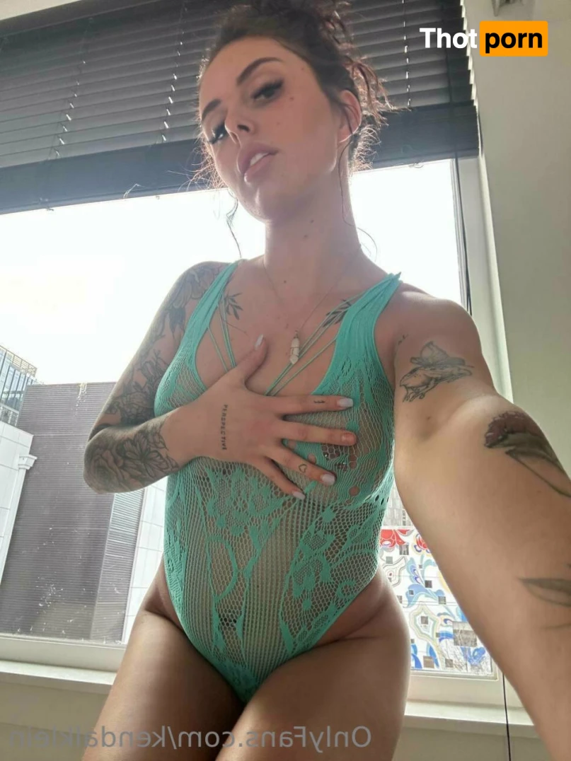 Kendal Klein 💋 14506136