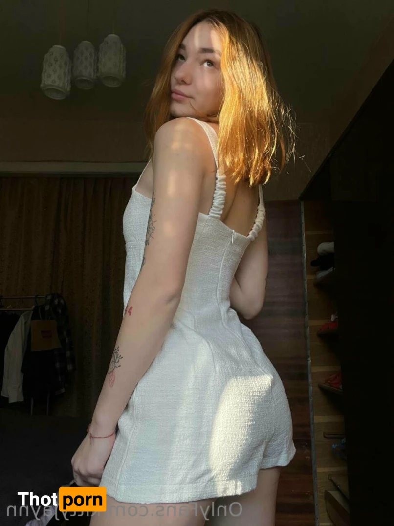 Kitty Jayn 😻 14491408