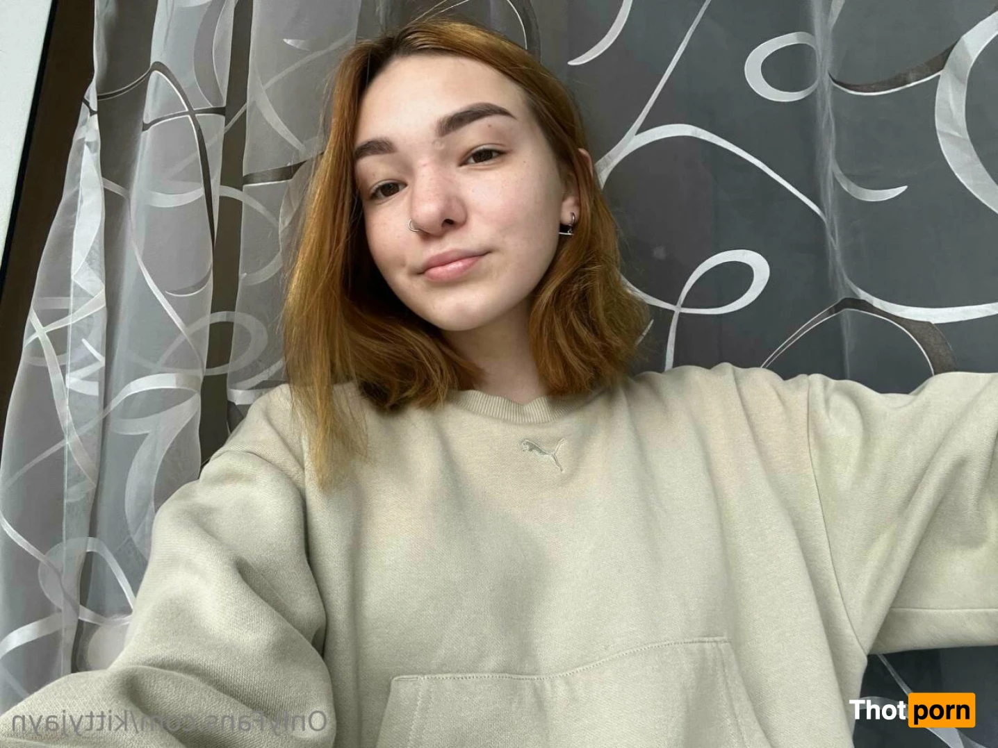 Kitty Jayn 😻 16235204